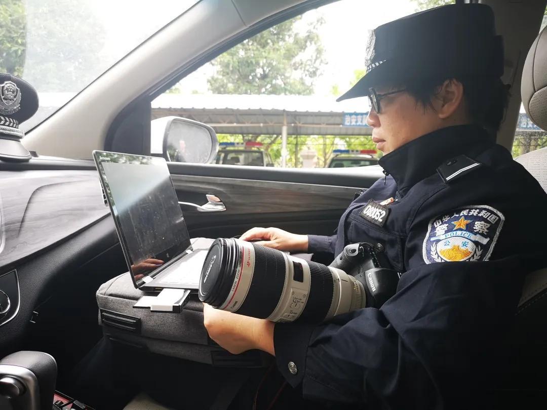 恐怖分子割女孩头颅,揭示人性的黑暗与社会的责任,恐怖袭击揭示人性黑暗与社会责任,女孩头颅被割事件震惊世界