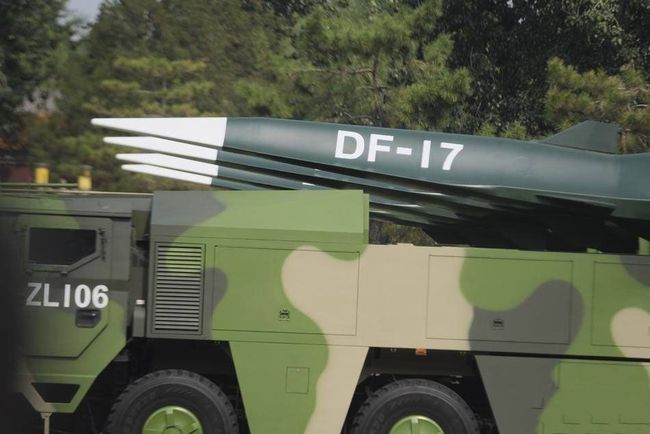 东风17的亮相时刻,揭示背后的研发历程与技术突破,东风17亮相时刻,研发历程揭秘与技术突破探索