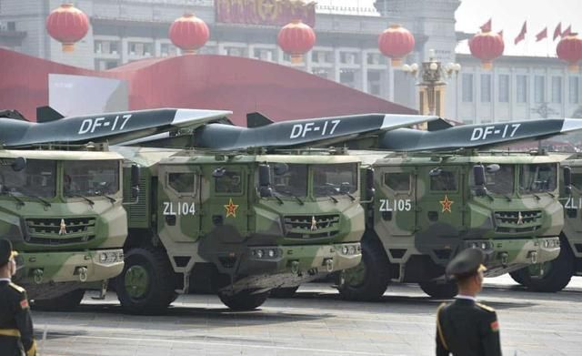 东风17的亮相时刻,揭示背后的研发历程与技术突破,东风17亮相时刻,研发历程揭秘与技术突破探索