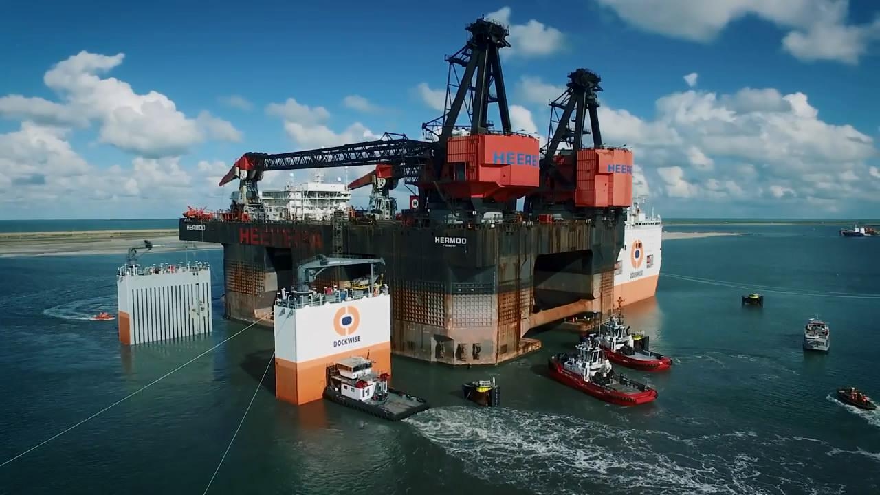 半潜船航速揭秘,多少节的速度在波涛中穿梭?,半潜船航速探秘,波涛中穿梭的航速揭秘