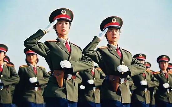 女兵方队阅兵图片,展现力量与荣耀的瞬间,女兵方队阅兵风采,力量与荣耀的展现瞬间