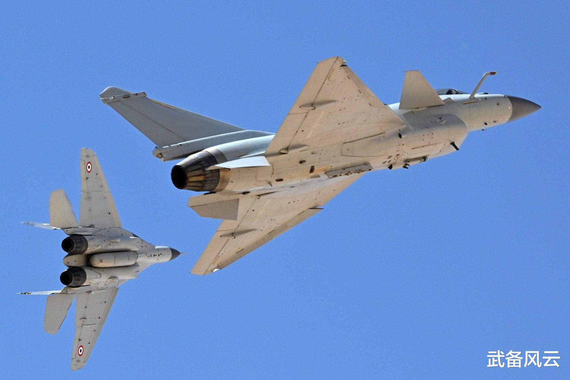 J-10C战斗机参数详解，J-10C战斗机全面解析，参数详解与特点揭秘