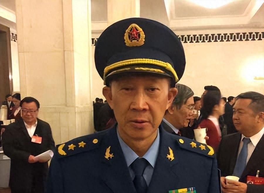 中国空军装备部副部长，职责与担当，中国空军装备部副部长，职责与使命担当
