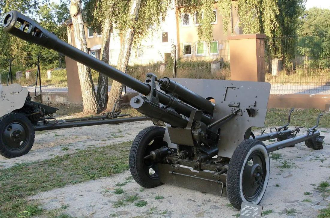 二战最好81mm迫击炮,传奇与解析,二战最佳81mm迫击炮,传奇武器深度解析