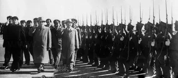 抗战胜利阅兵分列式仪仗队，荣耀的见证与历史的传承，抗战胜利阅兵分列式仪仗队，荣耀见证与历史的传承之旅