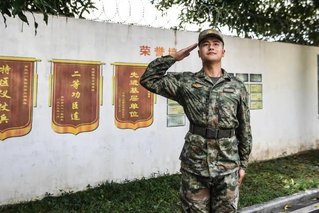 探索未来,走近中国海军的崭新形象——21世纪海军作训服,中国海军崭新形象探索,21世纪海军作训服与未来展望