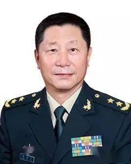 新疆火箭军司令员,肩负重任,铸就军魂,新疆火箭军司令员肩负重任,铸就军魂伟业