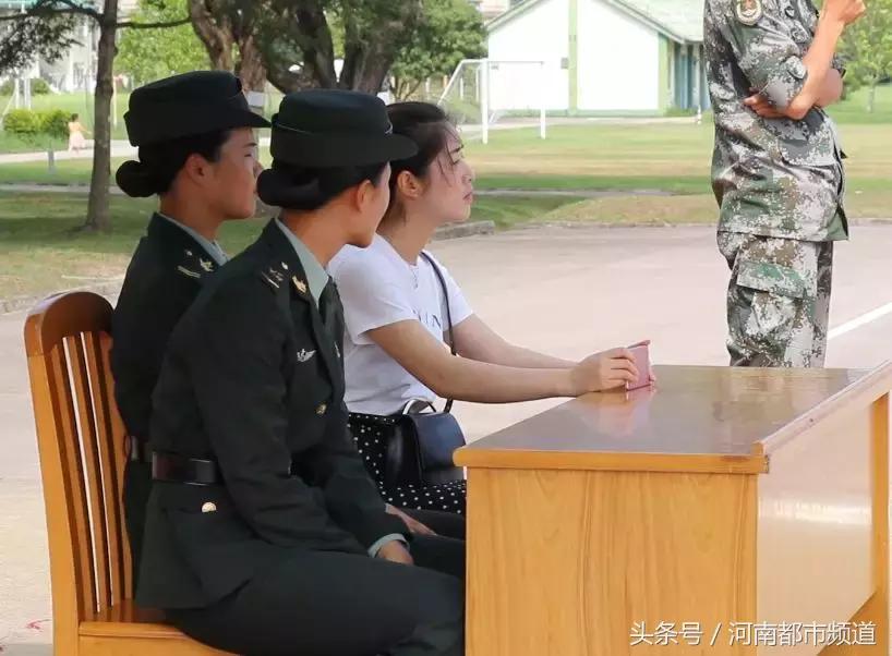 香港回归三军仪仗队长,荣耀与责任并存,香港回归三军仪仗队长,荣耀与责任的并重