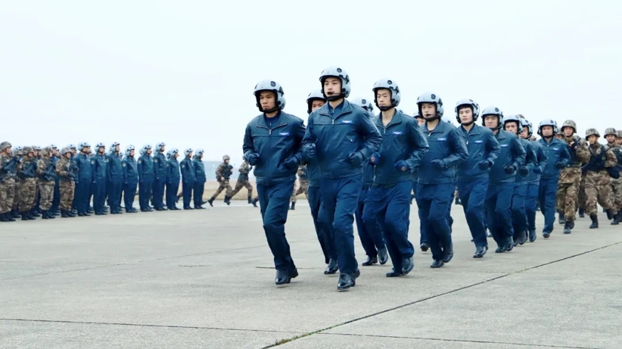 集团军空军,现代战争中的空中霸主,现代战争中的空中霸主,集团军空军的力量展现