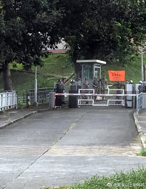 石岗军营大门,历史的印记与时代的象征,石岗军营大门,历史的印记与时代的标志