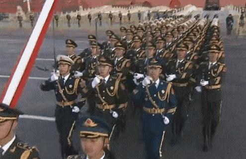 三军仪仗队下岗完整版，荣耀与责任，三军仪仗队下岗，荣耀与责任的传承之旅