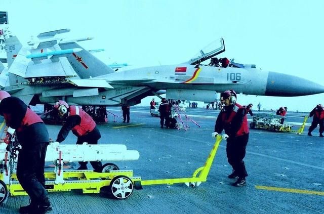 海军航空兵,究竟属于海军还是空军?,海军航空兵,海军还是空军的领域?