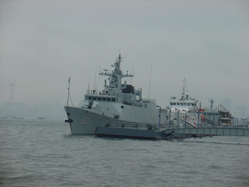 海军583上饶舰,荣耀与担当的象征,海军583上饶舰,荣耀与担当的海洋卫士标志