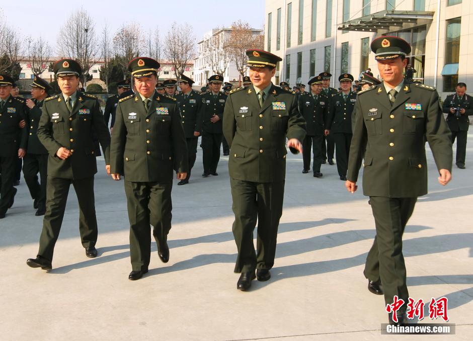 中国人民解放军陆军作战服装,历史演变与现代发展,中国人民解放军陆军作战服装,历史演变与现代进展