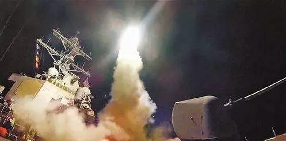 战斧导弹,倾斜发射的技术解析,战斧导弹倾斜发射技术深度解析