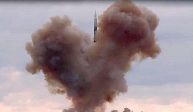 中国中段反导拦截弹,筑起天际的和平屏障,中国中段反导拦截弹,筑造天际和平的坚实屏障