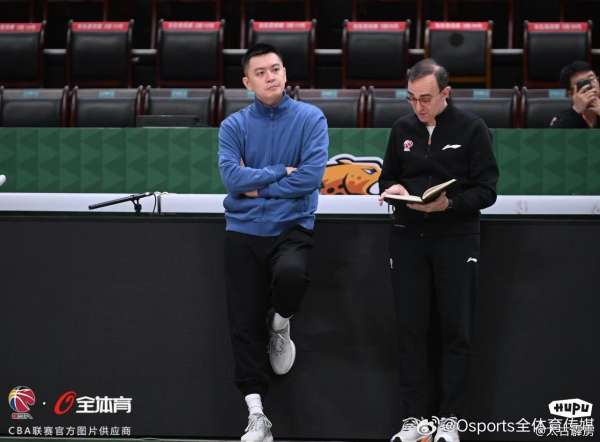 辽宁舰航母最高指挥官,领航深海的力量,辽宁舰航母最高指挥官,领航深海之雄心壮志