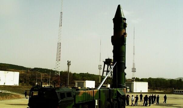 东风21两级火箭，探索太空的新里程碑，东风21两级火箭，太空探索新里程碑