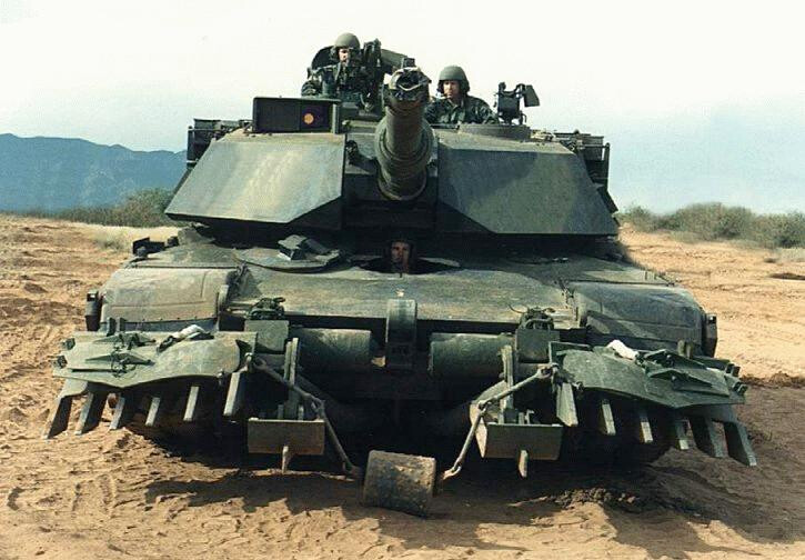 M1A2艾布拉姆斯坦克的造价分析，M1A2艾布拉姆斯坦克造价深度解析