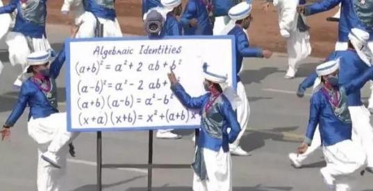 阅兵方阵中的数学，秩序与精准的完美融合，阅兵方阵中的数学魅力，秩序与精准的完美融合