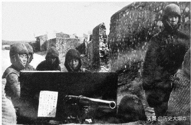 美军装备深弹的巡洋舰，历史、功能与影响，美军深弹巡洋舰，历史沿革、功能与全球影响