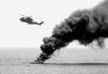 中国海军打击索马里海盗事件，彰显国际责任与海上力量，中国海军打击索马里海盗，展现国际责任与海上力量