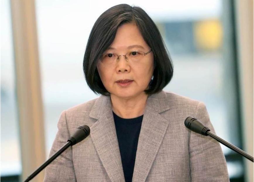 歼-16D电子战机与台湾，空中力量的展示与国家安全保障，歼-16D电子战机与台湾，空中力量展示与国家安全捍卫之道