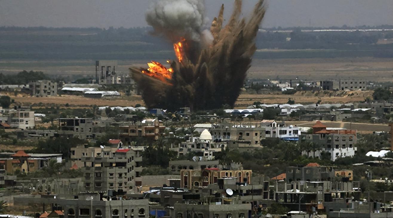 关于36万大军已压向俄边境的解读与探讨,聚焦热点,36万大军压向俄边境,局势解读与深度探讨