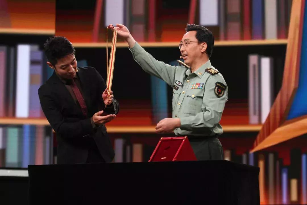 三级八一勋章授予军官级别研究,三级八一勋章授予的军官级别研究概述