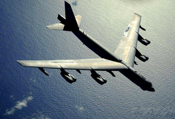 美国轰炸机飞入南海,背后的战略意图与地区反应,美国轰炸机南海行动背后的战略意图与地区反应分析