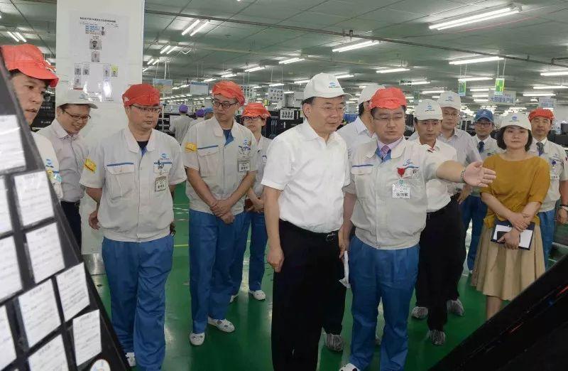 中美贸易摩擦，挑战与机遇并存，中美贸易摩擦，挑战与机遇并存