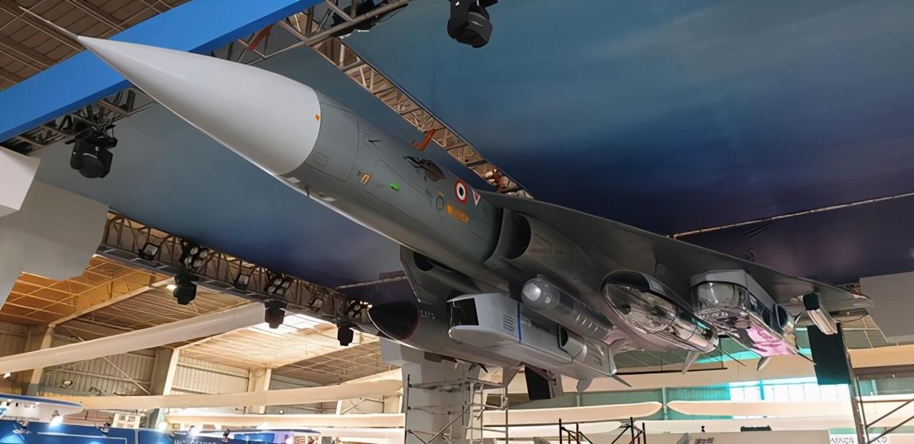 国产教练机概述,种类与特点,国产教练机概述,种类、特点全解析