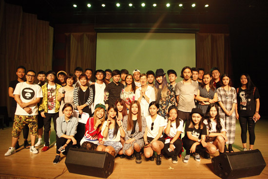 儿童魔鬼训练营学校,探索极端教育背后的真相与挑战,儿童魔鬼训练营学校,极端教育背后的真相与挑战探索