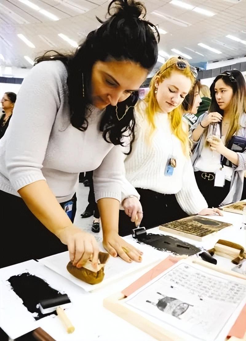 中国日报中文网,连接全球视野与本土洞察的桥梁,中国日报中文网,全球视野与本土洞察的桥梁