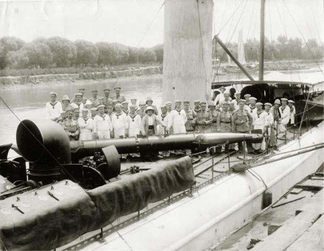 青岛海军节,庆祝海洋强国建设的壮丽篇章,青岛海军节庆典,海洋强国建设的辉煌篇章