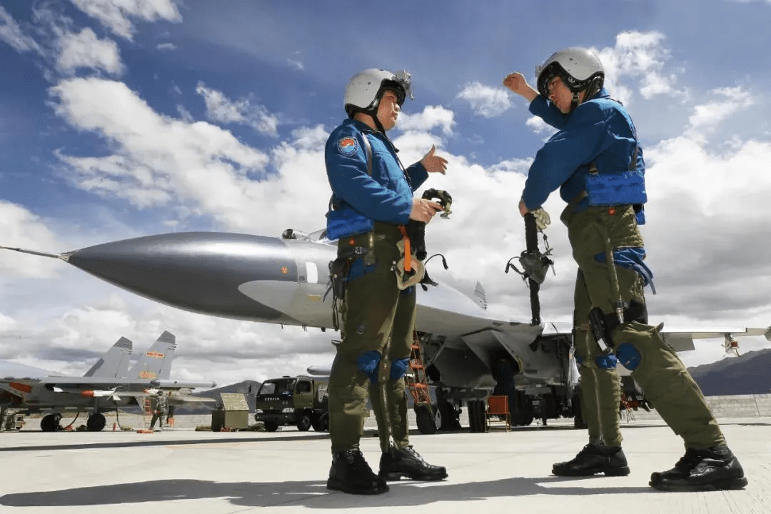 中国空军招飞网，探索中国空军飞行员的招募与培养平台，中国空军招飞网，探索飞行员招募与培养平台