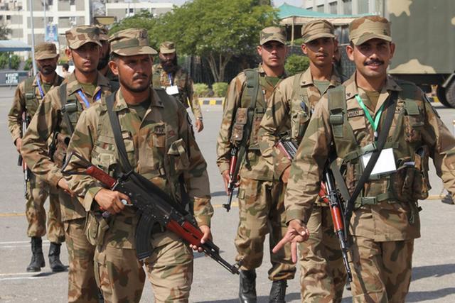 中国印度军事关系的多维度探析，中国印度军事关系的多维探析