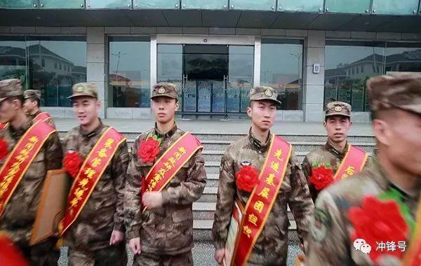 强军网官网查询军校录取结果——迈向军事梦想的起点,强军网助力军校录取查询,军事梦想启航的起点