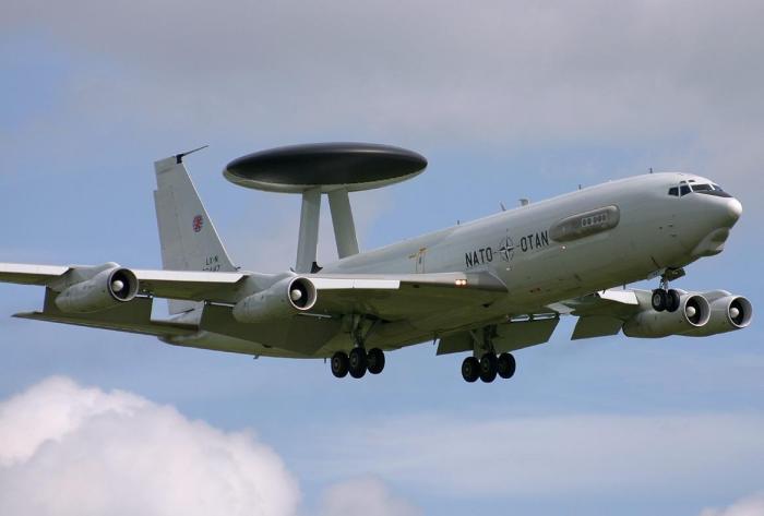 AD3W预警机,空中卫士的千里眼与顺风耳,AD3W预警机,空中卫士的精准侦查利器,千里眼与顺风耳的结合