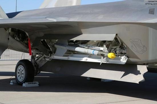 T50战机与F-22之间的较量,谁更厉害?,T50战机与F-22对决,谁更胜一筹?