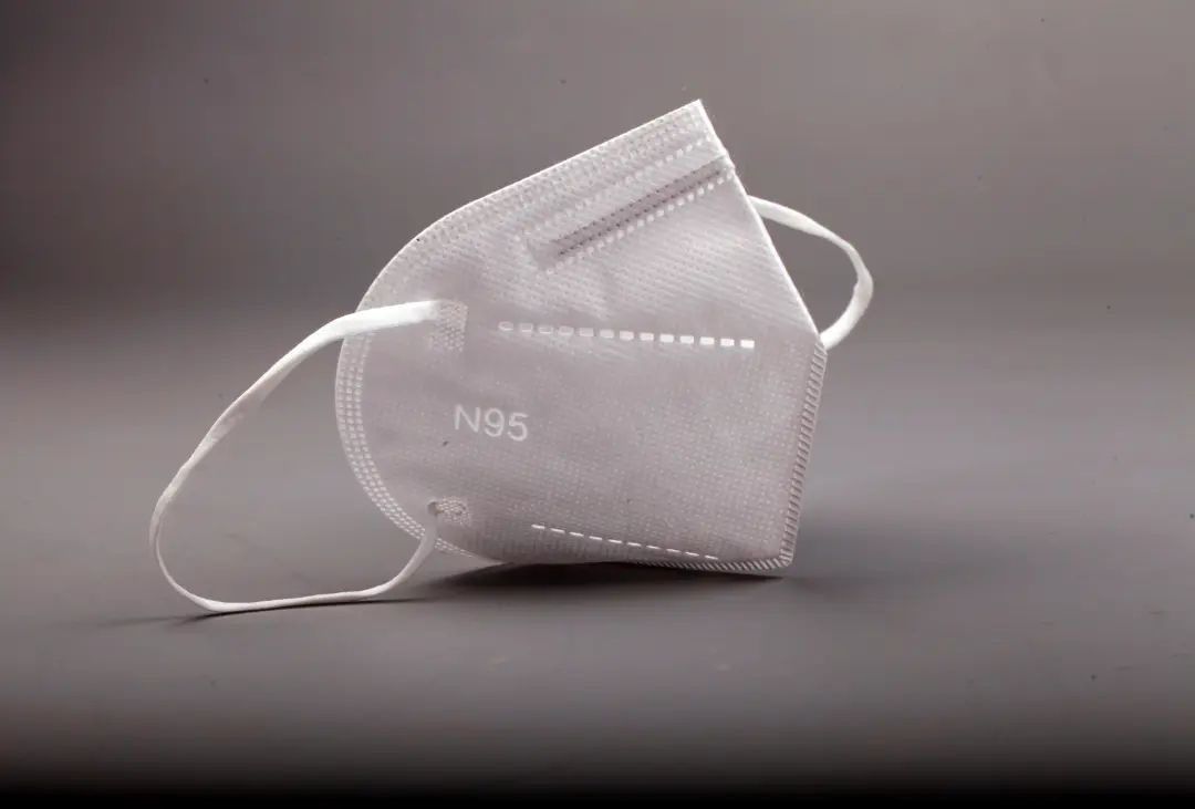 N95口罩能否过滤塑料燃烧后的毒气？解析与探讨，N95口罩对塑料燃烧毒气的过滤效果解析与探讨