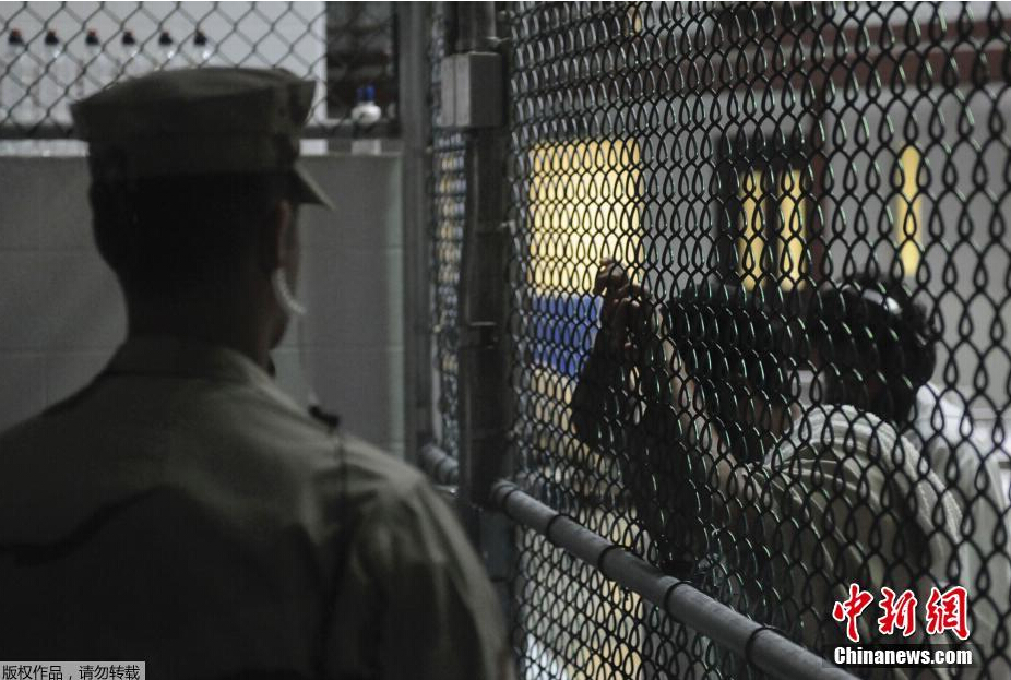 关塔那摩监狱中的女性囚犯,挑战与困境,关塔那摩监狱女性囚犯的困境与挑战