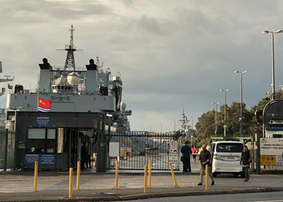 昆仑山舰对比研究，从细节到全局的深入剖析，昆仑山舰细节至全局深度对比研究