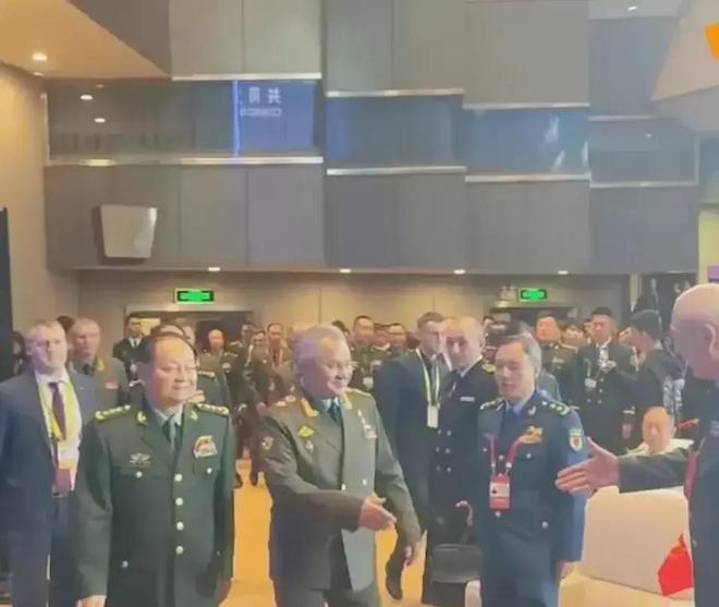 军事议题,探讨军事的重要性及其影响,军事议题,军事的重要性及其深远影响