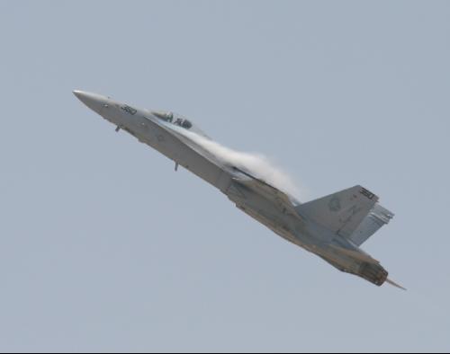 苏-57与眼镜蛇机动的独特魅力,苏-57与眼镜蛇机动的超凡魅力