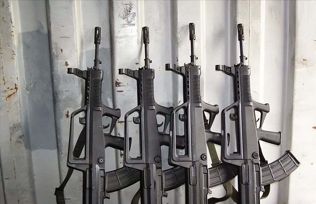 中国军队步枪的更新换代,从95步枪退役到新一代武器的崛起,中国军队步枪更新换代,从95步枪退役至新一代武器的崛起历程