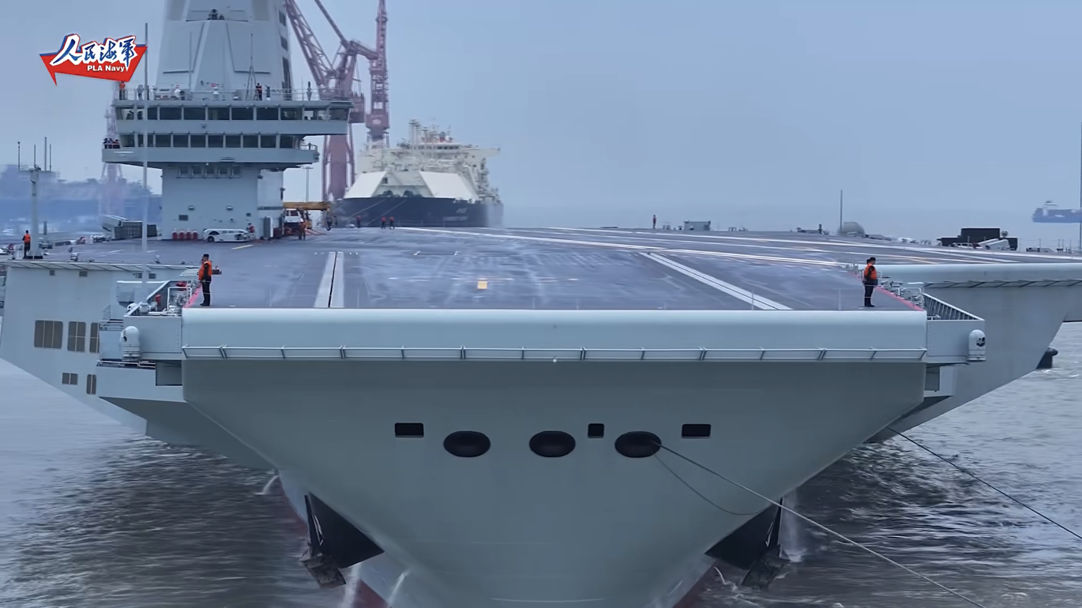 福建舰准备海试，探索新海域，展现中国力量，福建舰即将海试，探索新海域，彰显中国力量