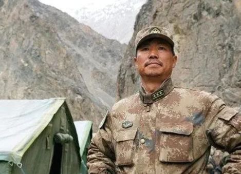 祁发宝与祁发华的关系探究,祁发宝与祁发华关系深度探究