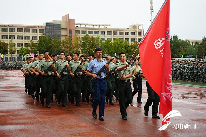 军训阅兵方阵，荣耀与精神的展现，军训阅兵方阵，荣耀与精神的璀璨展现