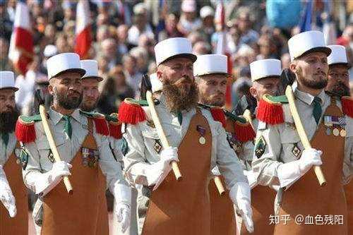 世界最好的阅兵国家,多元传统与现代军威的交融,多元传统与现代军威的交融,全球阅兵典范国家展示